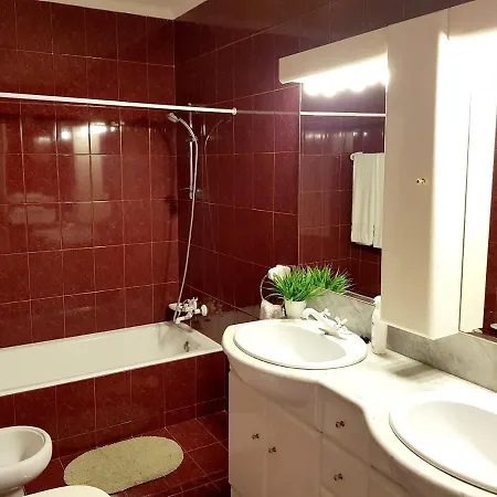 2 Bedrooms At 200 M Away From The With Sea View Furnished Balcony And Wifi شقة