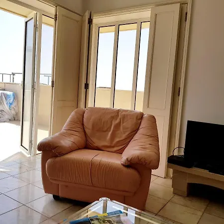 2 Bedrooms At 200 M Away From The With Sea View Furnished Balcony And Wifi شقة فيلا دو كوندي