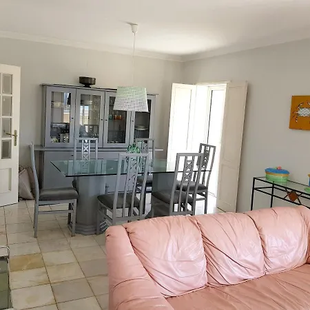 2 Bedrooms At 200 M Away From The With Sea View Furnished Balcony And Wifi شقة *